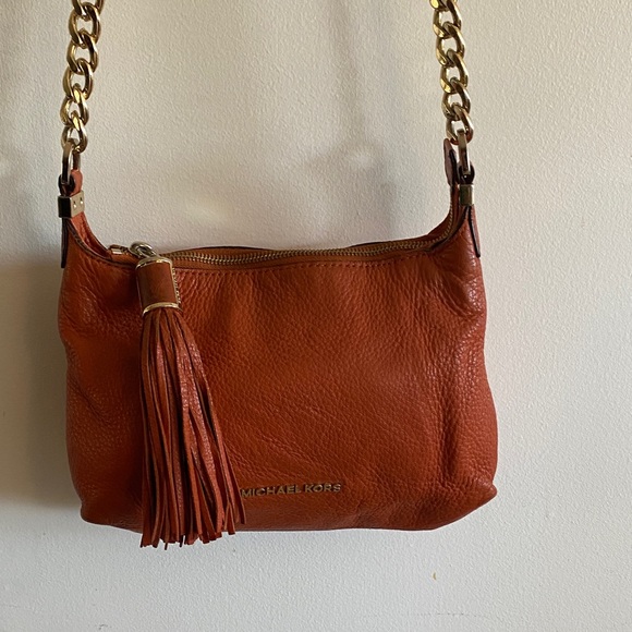 Michael Kors Orange Leather Shoulder Bag with Gold Chain - Picture 1 of 7